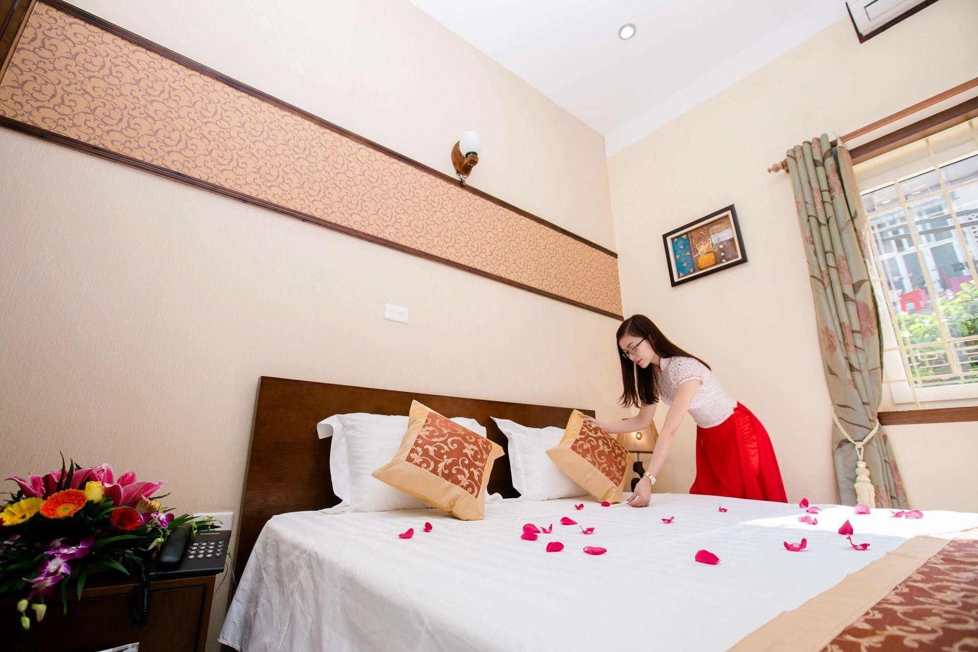 Oyo 376 A Dong Hotel Hanoi Dış mekan fotoğraf