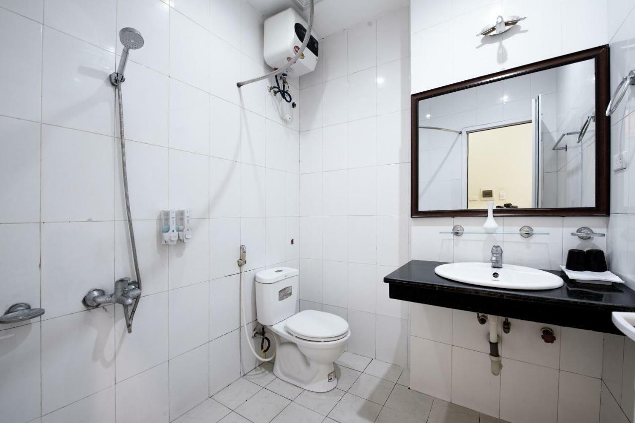 Oyo 376 A Dong Hotel Hanoi Dış mekan fotoğraf